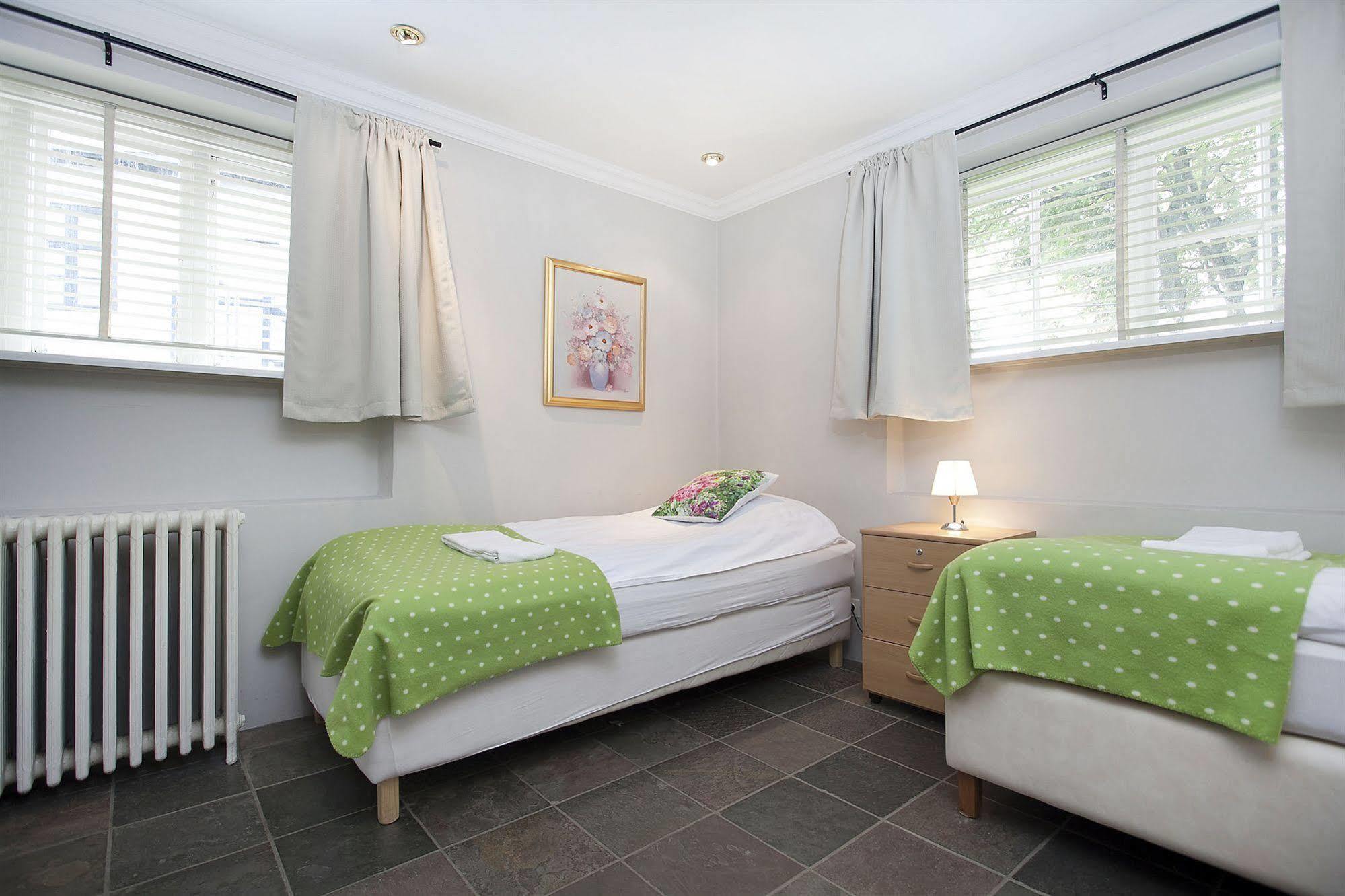 Skolabru Guesthouse Reykjavík Buitenkant foto