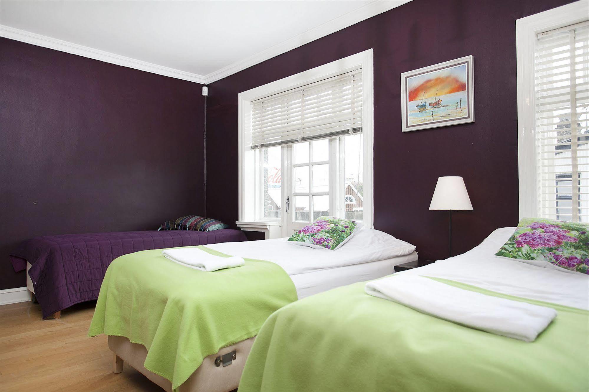 Skolabru Guesthouse Reykjavík Buitenkant foto